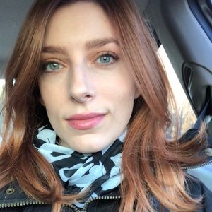 Meet your Posher, Anna